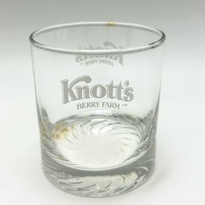 🍓Knott’s Berry Farm - Glass Cup Collectible.